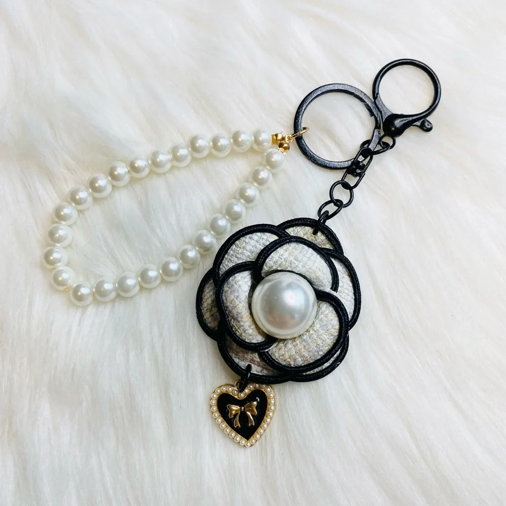 Camellia flower Bag Charm Keychain Pearl Strap Beige White Accessories New - Picture 3 of 5